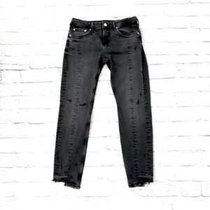 Zara Woman Premium Denim Black Distressed Skinny Jeans Cut Off Hems - Size 6